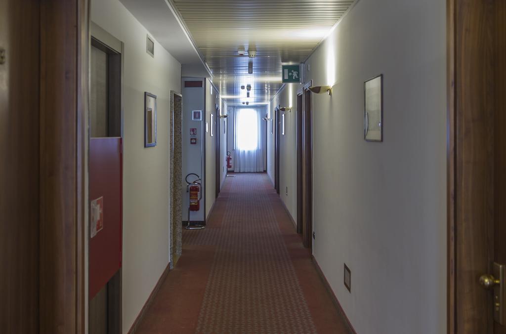Hotel Pico Mirandola Bagian luar foto